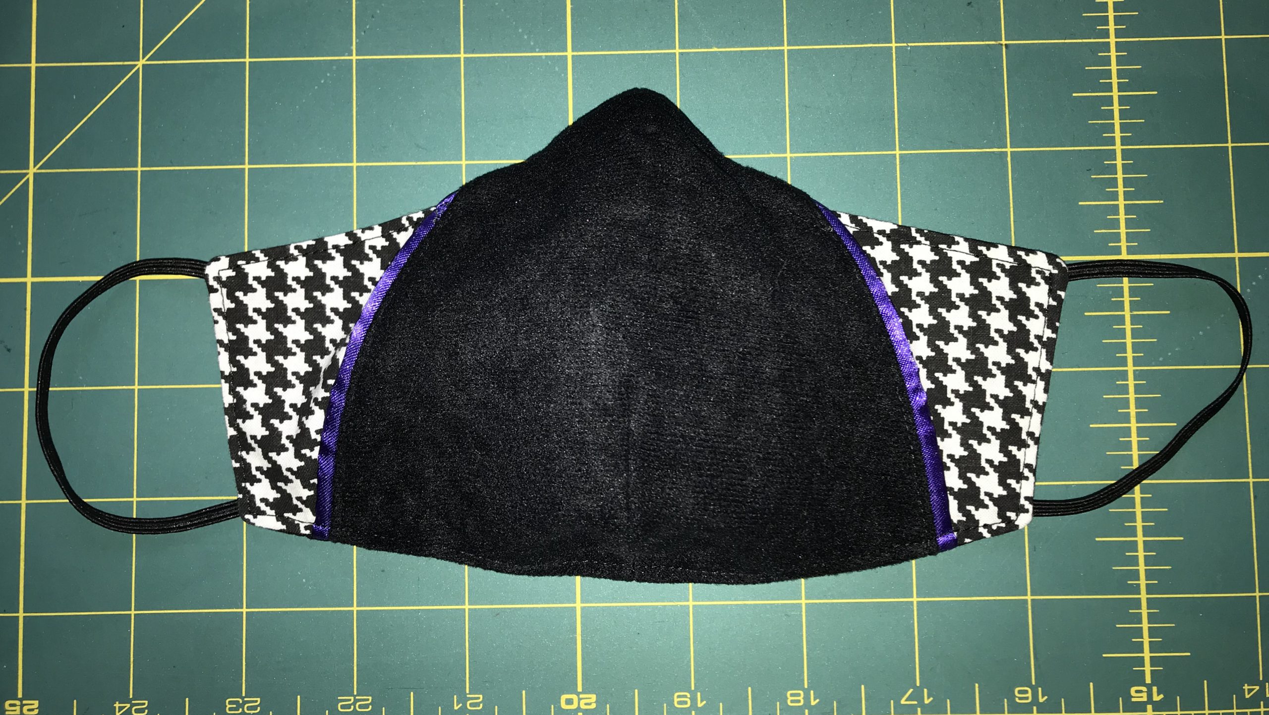 Houndstooth Face Mask with Purple Piping