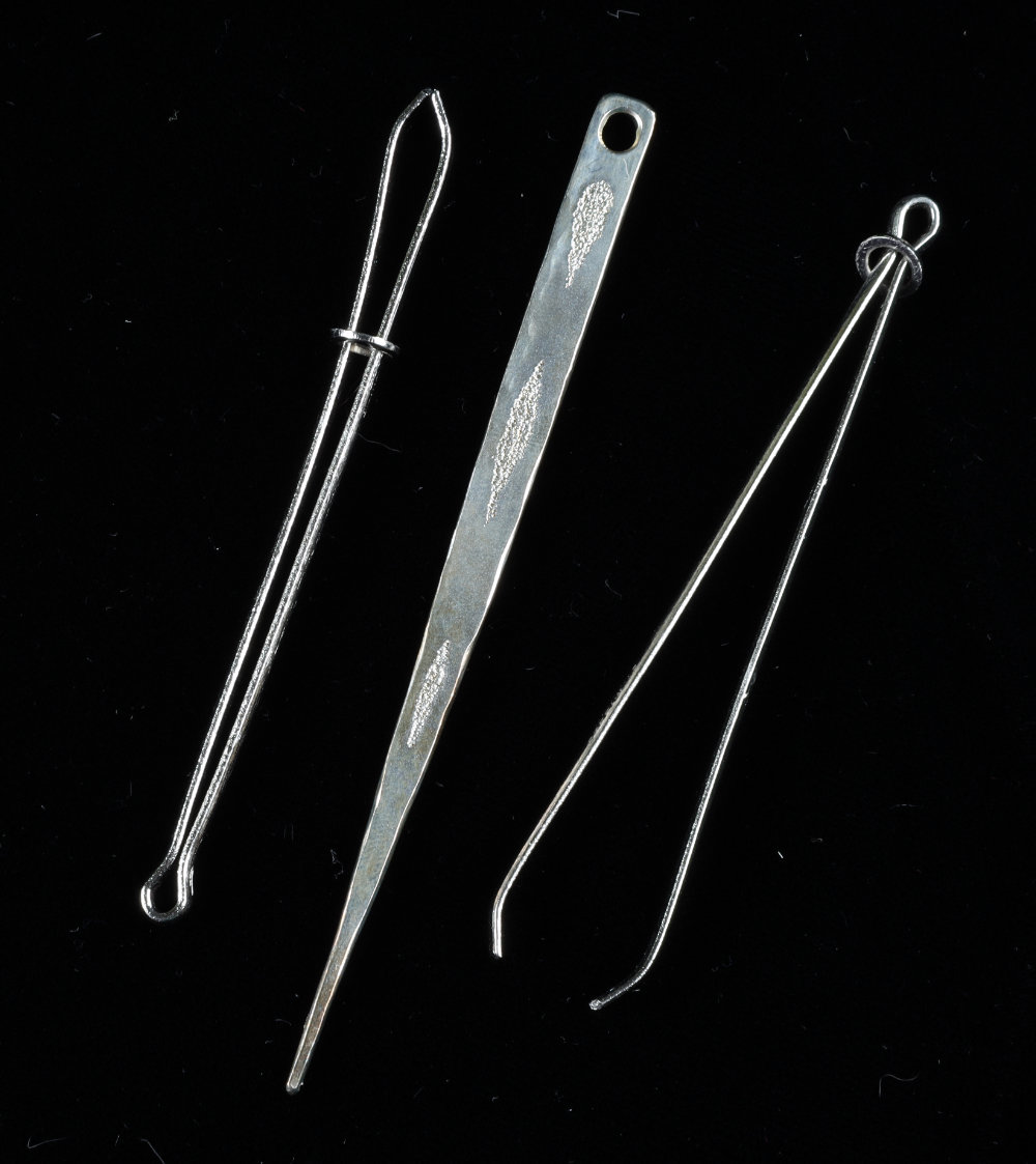 Sewing Bodkins of two styles