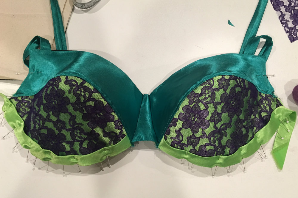 Lime Bra in Construction